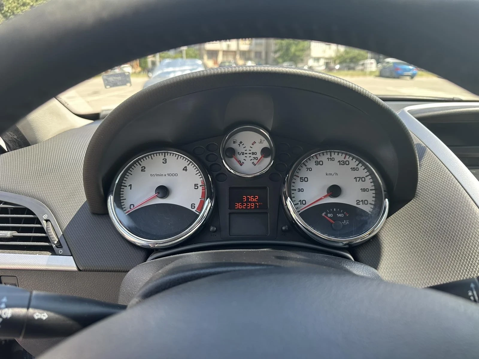 Peugeot 207 SW - изображение 9