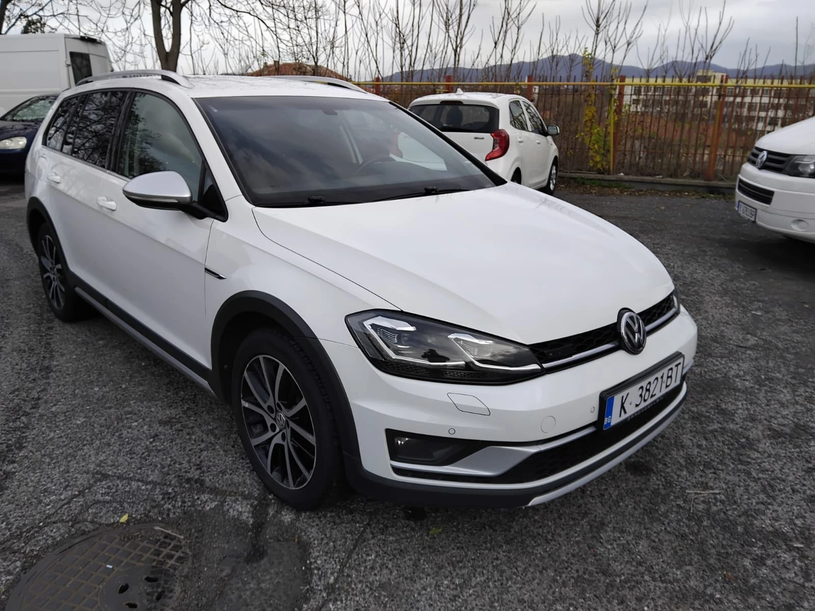 VW Golf Alltrack 2.0 TDI 184кс.4Motion - изображение 6