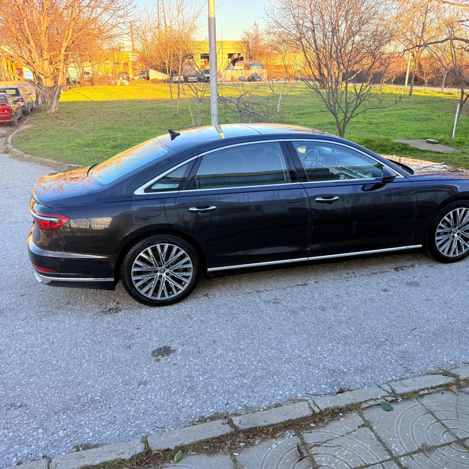Audi A8 L 3.0 TFSI Mild Hybrid Matrix Обдухване Head up - изображение 4