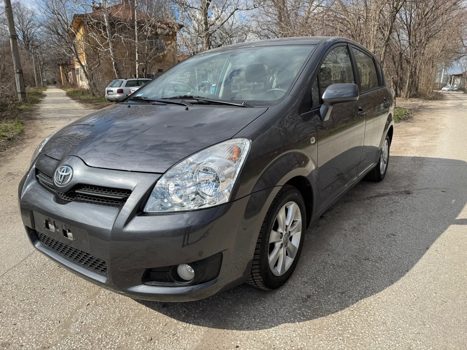 Toyota Corolla verso 1.6i 08�.7-�����2-�����.�������.200�.��.���������. | Mobile.bg � ����������� 1