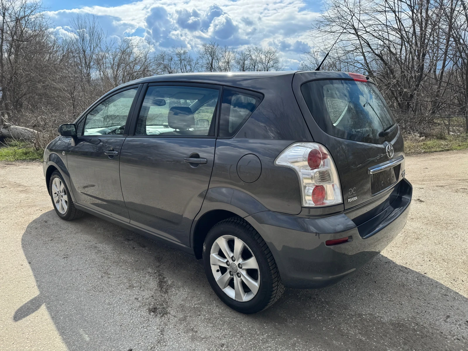 Toyota Corolla verso 1.6i 08Г.7-Места2-ключа.История.200х.км.Автопилот. - изображение 3