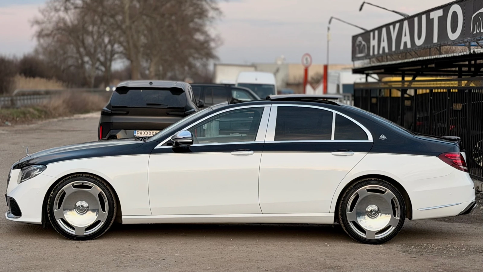 Mercedes-Benz E 220 d= MAYBACH= 3xTV= PANORAMA= , снимка 8 - Автомобили и джипове - 53727623