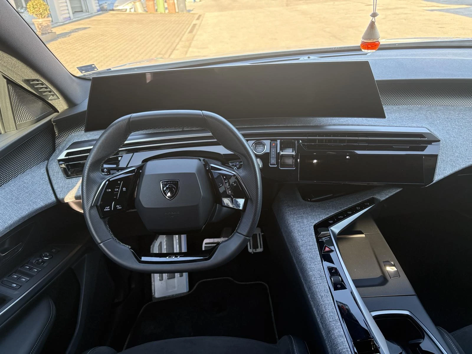 Peugeot 3008 GT 1.2 PureTech 145 HYBRID 48V e-DCS6, снимка 10 - Автомобили и джипове - 53735682