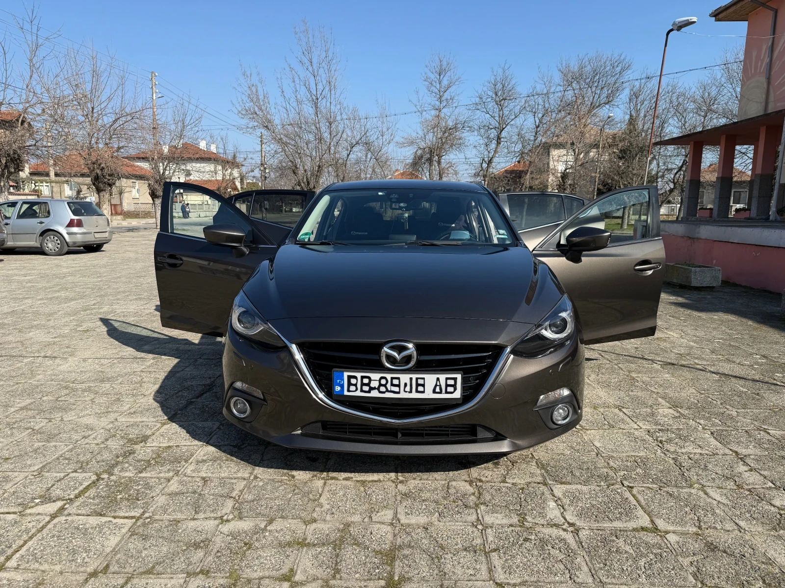 Mazda 3, снимка 2 - Автомобили и джипове - 54224629