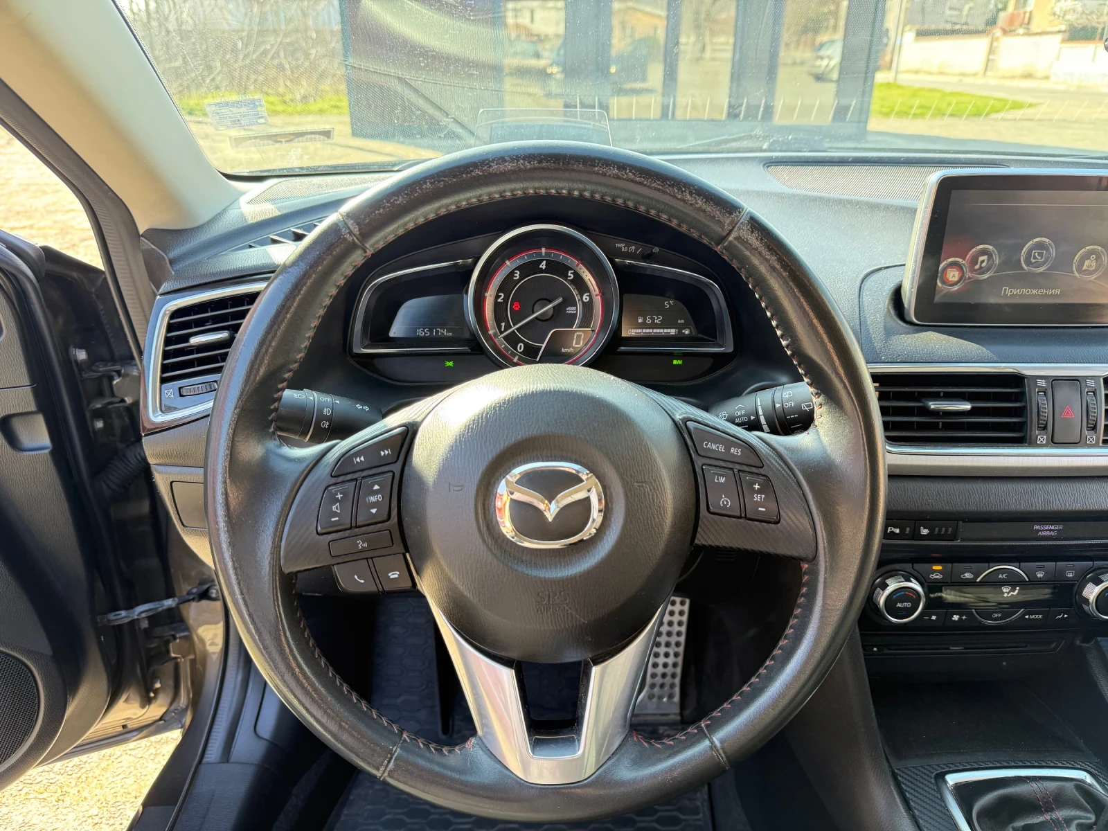 Mazda 3, снимка 10 - Автомобили и джипове - 54224629