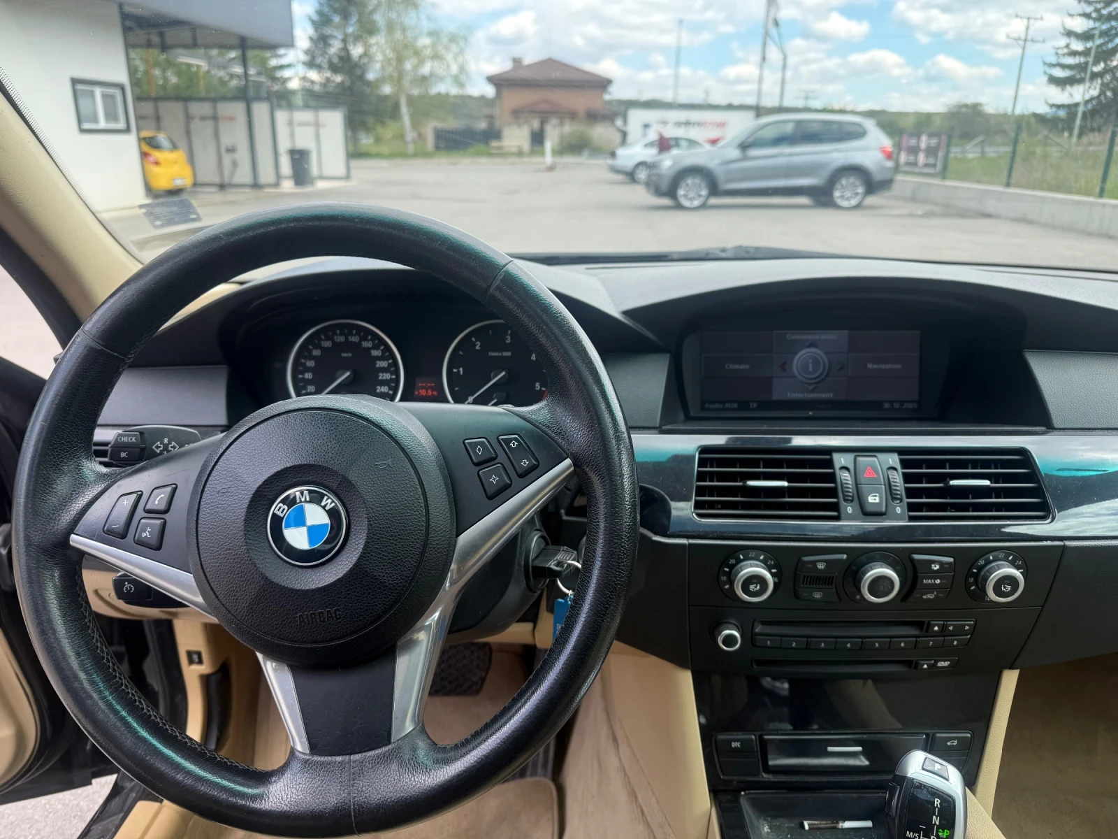 BMW 520 2.0D 177к.с., снимка 11 - Автомобили и джипове - 54289879