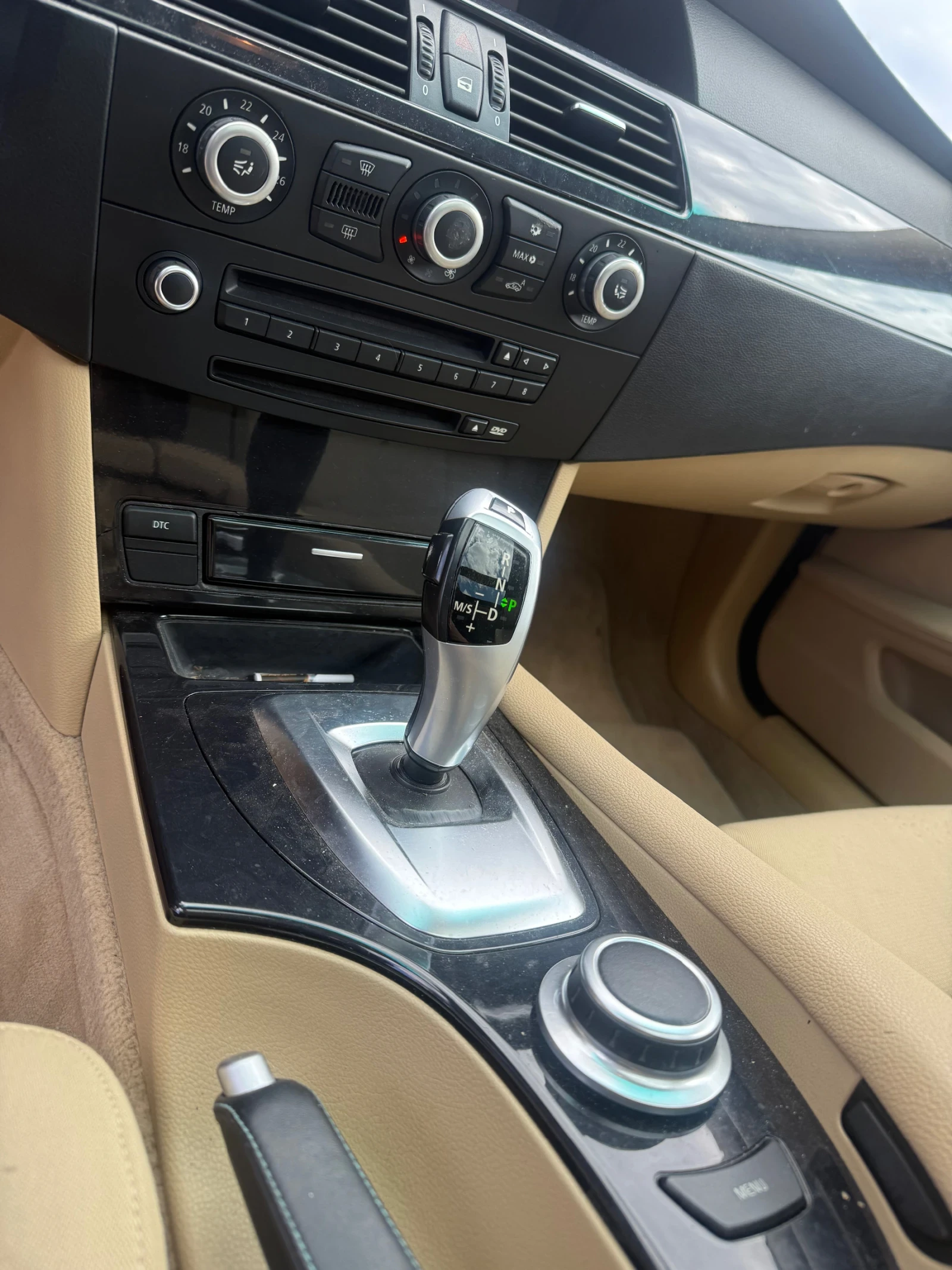 BMW 520 2.0D 177к.с., снимка 12 - Автомобили и джипове - 54289879