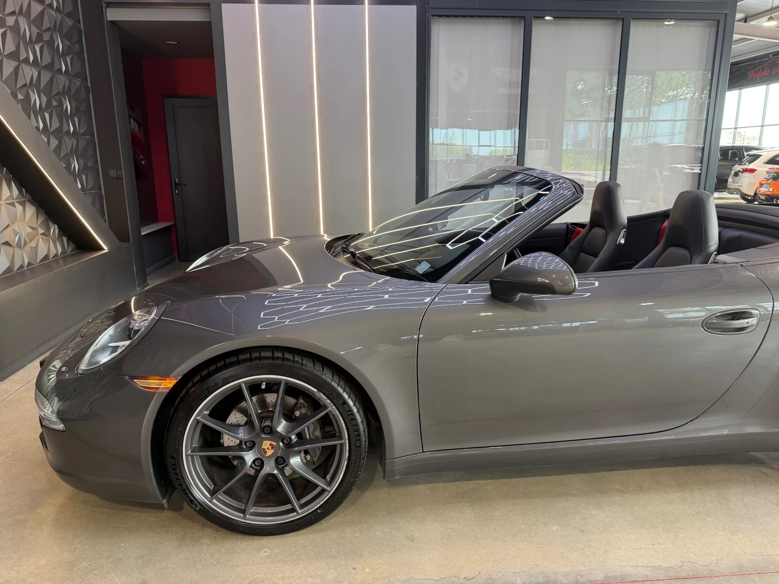 Porsche 911 Carrera * КАБРИО * BOSE * , снимка 14 - Автомобили и джипове - 54893131
