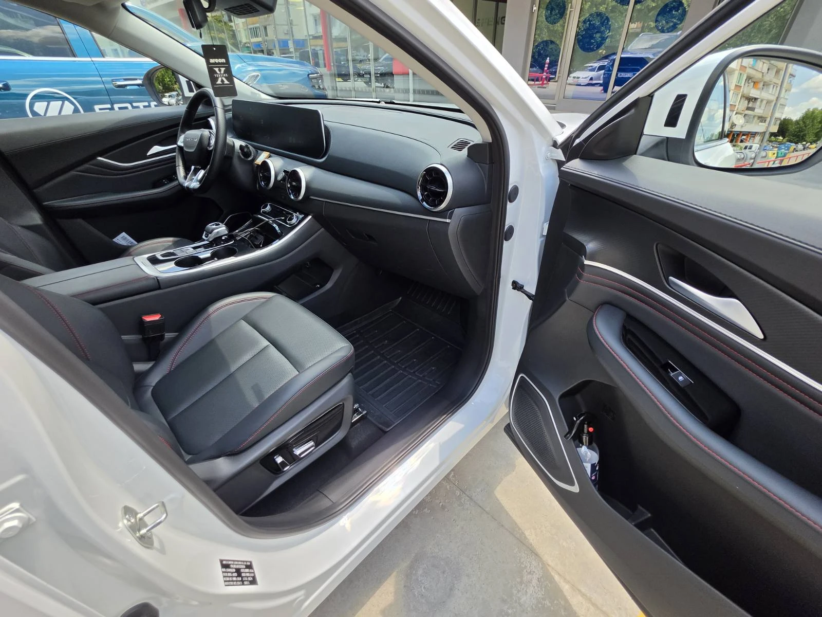 DONGFENG T5-EVO 1.5T, снимка 10 - Автомобили и джипове - 55218659
