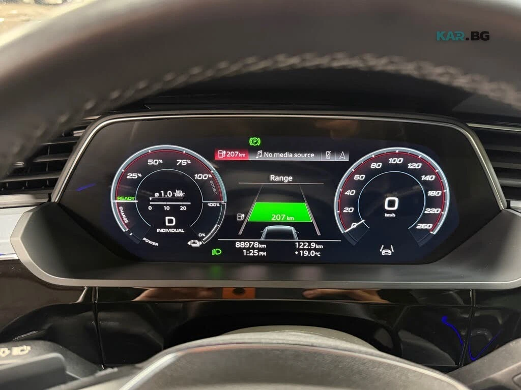 Audi E-Tron Technik quattro SUV AWD, снимка 10 - Автомобили и джипове - 55398388