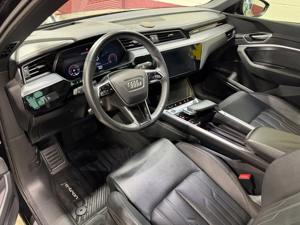 Audi E-Tron Technik quattro SUV AWD, снимка 9 - Автомобили и джипове - 55398388