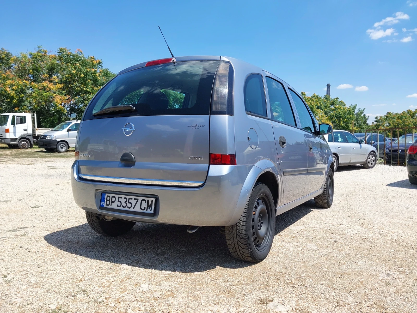 Opel Meriva 1.3- 70кс. Климатик, снимка 6 - Автомобили и джипове - 55487075