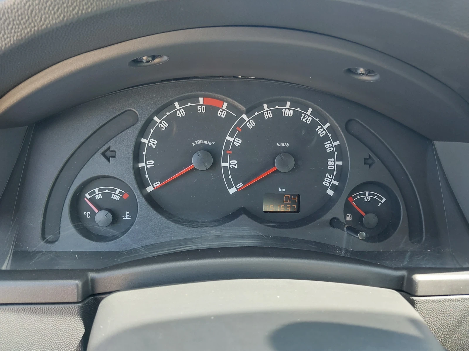 Opel Meriva 1.3- 70кс. Климатик, снимка 14 - Автомобили и джипове - 55487075
