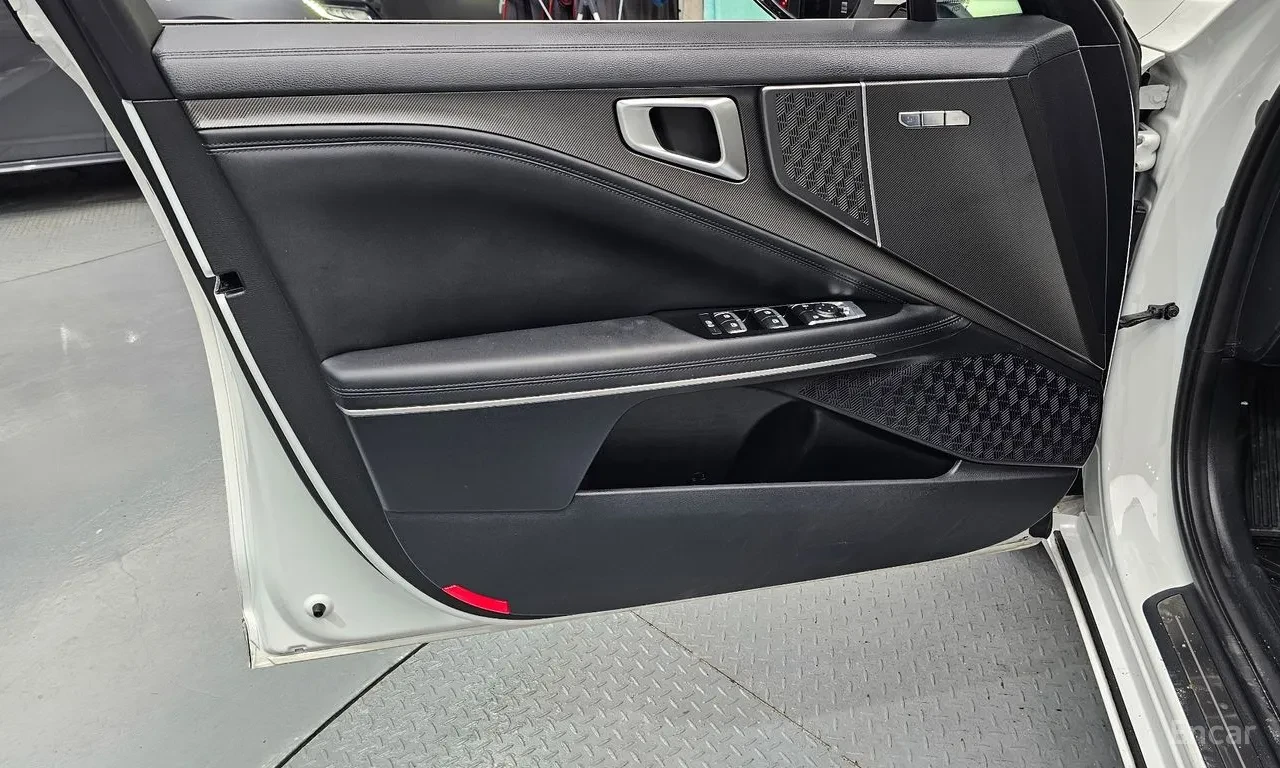 Kia K8 LPG / ОБДУХ / DISTRONIC / LINE ASSIST / ПАМЕТИ, снимка 8 - Автомобили и джипове - 55492382