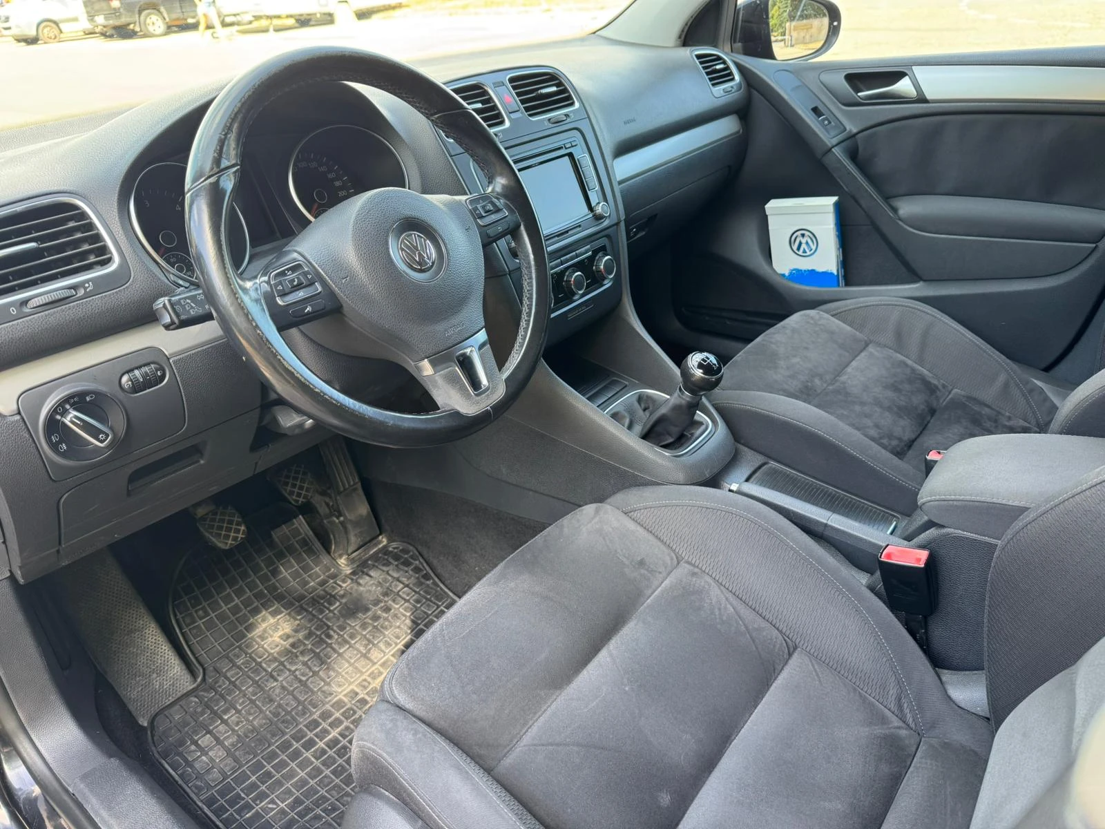VW Golf 2.0 110 кс. Highline - Моля прочетете описанието -, снимка 9 - Автомобили и джипове - 55886400
