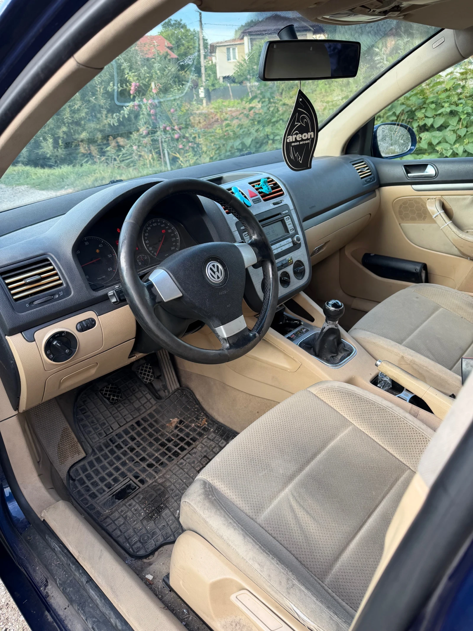 VW Golf 1.9 tdi 6-скорости, снимка 9 - Автомобили и джипове - 56575439