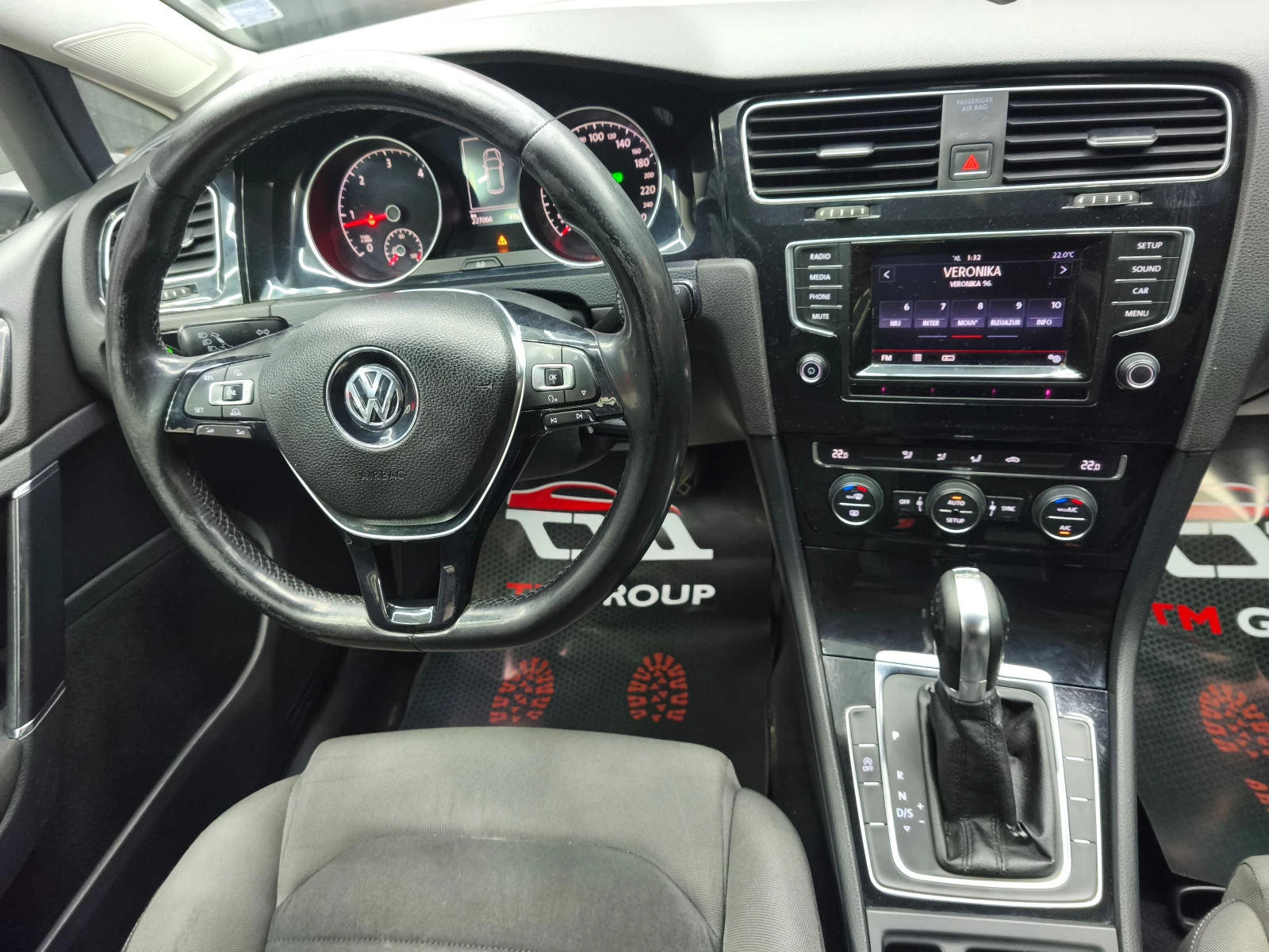 VW Golf 1.6TDI 105k.c Automatic E5, снимка 13 - Автомобили и джипове - 56130184