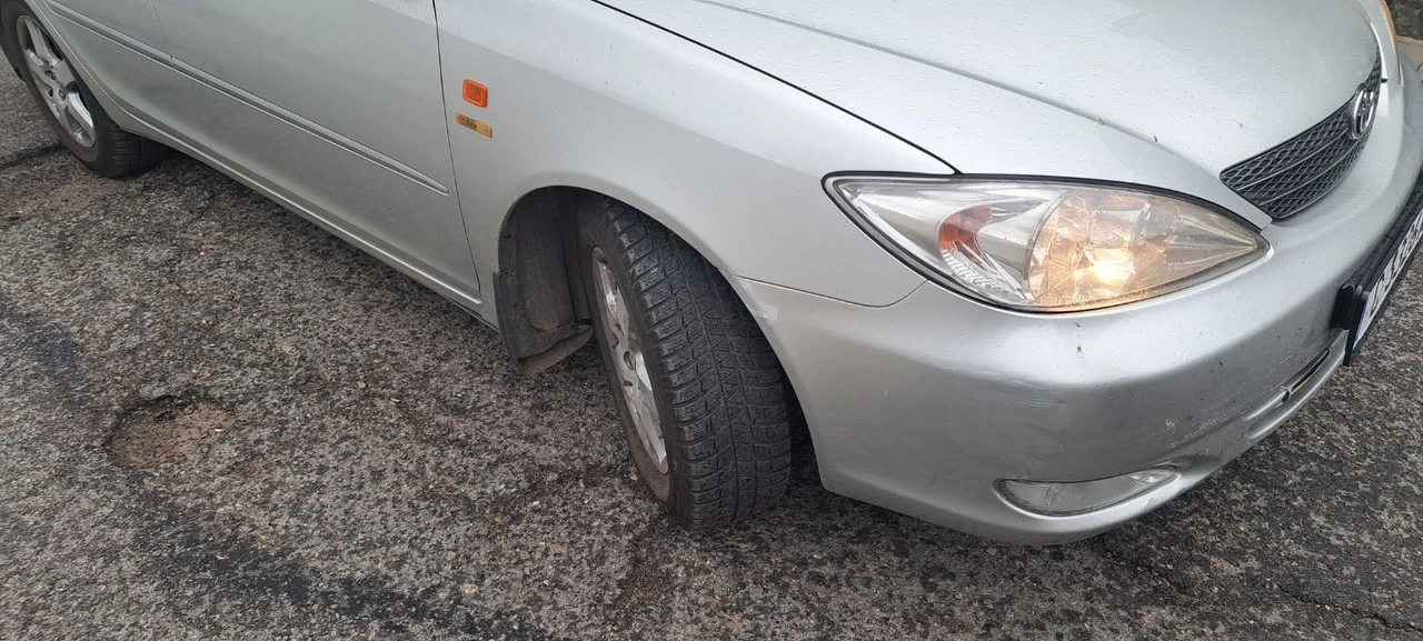 Toyota Camry 2.4i, снимка 7 - Автомобили и джипове - 56745711