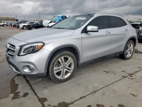  Mercedes-Benz GLA 25...