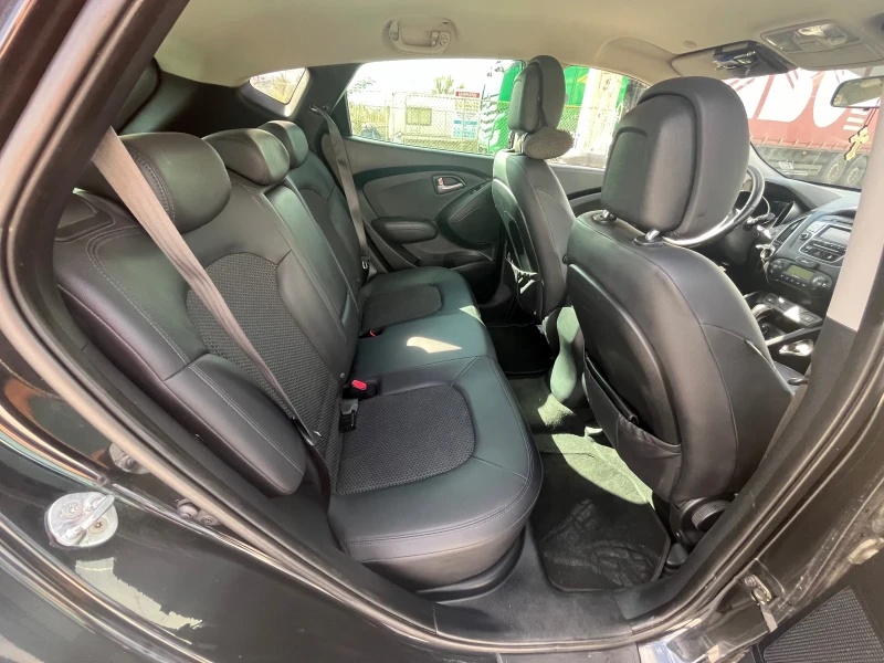 Hyundai IX35 2.0 163кс 4x4, ГАЗ, Keyless, 4 подгрева, снимка 8 - Автомобили и джипове - 47541634