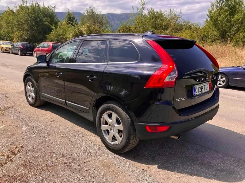 Volvo XC60, снимка 4 - Автомобили и джипове - 49590791