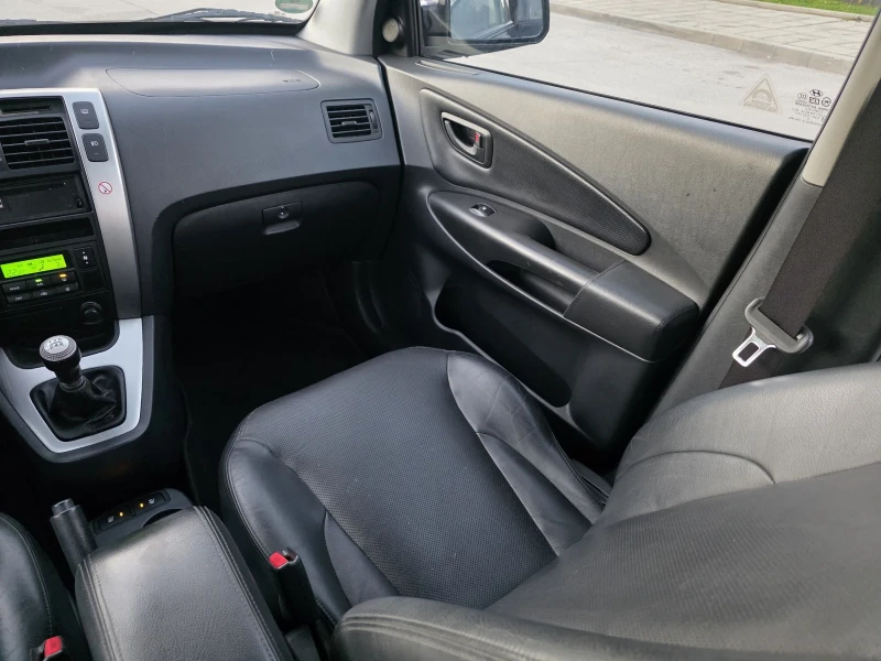 Hyundai Tucson 2.0i -141к.с Газ/Бензин, Вс.екстри., снимка 12 - Автомобили и джипове - 52805248