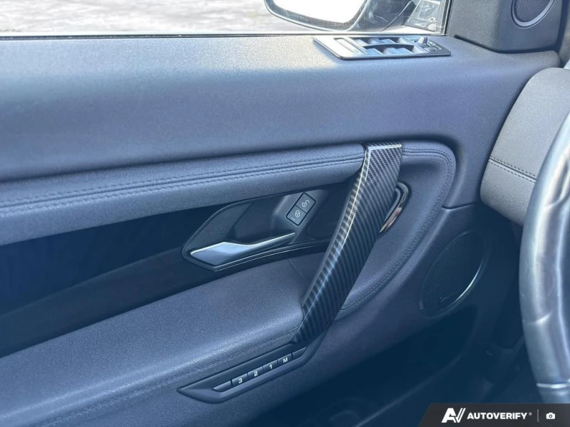 Land Rover Discovery Sport * SE BACKUP CAM | BLUETOOTH | HTD SEATS | KEYLESS , снимка 17 - Автомобили и джипове - 52866521