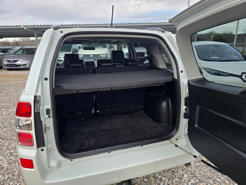 Suzuki Grand vitara 1.9DDIS РЕАЛНИ КИЛОМЕТРИ ! ! КЛИМАТРОНИК ! ! НАВИ, снимка 14 - Автомобили и джипове - 53347479