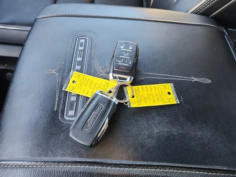 Dodge RAM 1500 5.7 V8 * LIMITED CREW CAB SHORT BED * CARFAX * , снимка 9 - Автомобили и джипове - 53438045