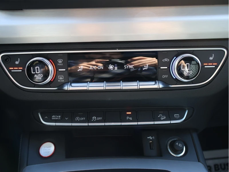 Audi SQ5 3.0T PRESTIGE AWD CERTIFIED * ACCIDENT FREE* CAMER, снимка 12 - Автомобили и джипове - 53521375