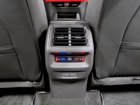 VW Tayron 2.0 TDI 4Motion = R-line = Black Style Гаранция, снимка 12 - Автомобили и джипове - 54178833