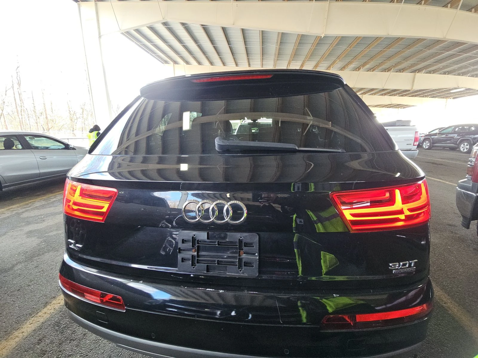 Audi Q7 КЕЙЛЕС/ПОДГРЕВ/ОБДУХВАНЕ/ПАНОРАМА/СЛЕДЕНЕ НА ЛЕНТИ - изображение 5