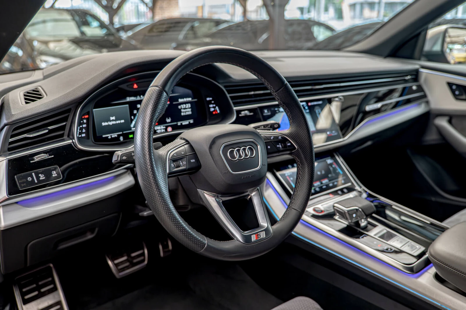 Audi SQ8 4.0TFSI/Virtual/Audi Drive select/HuD/Ambient plus - изображение 7