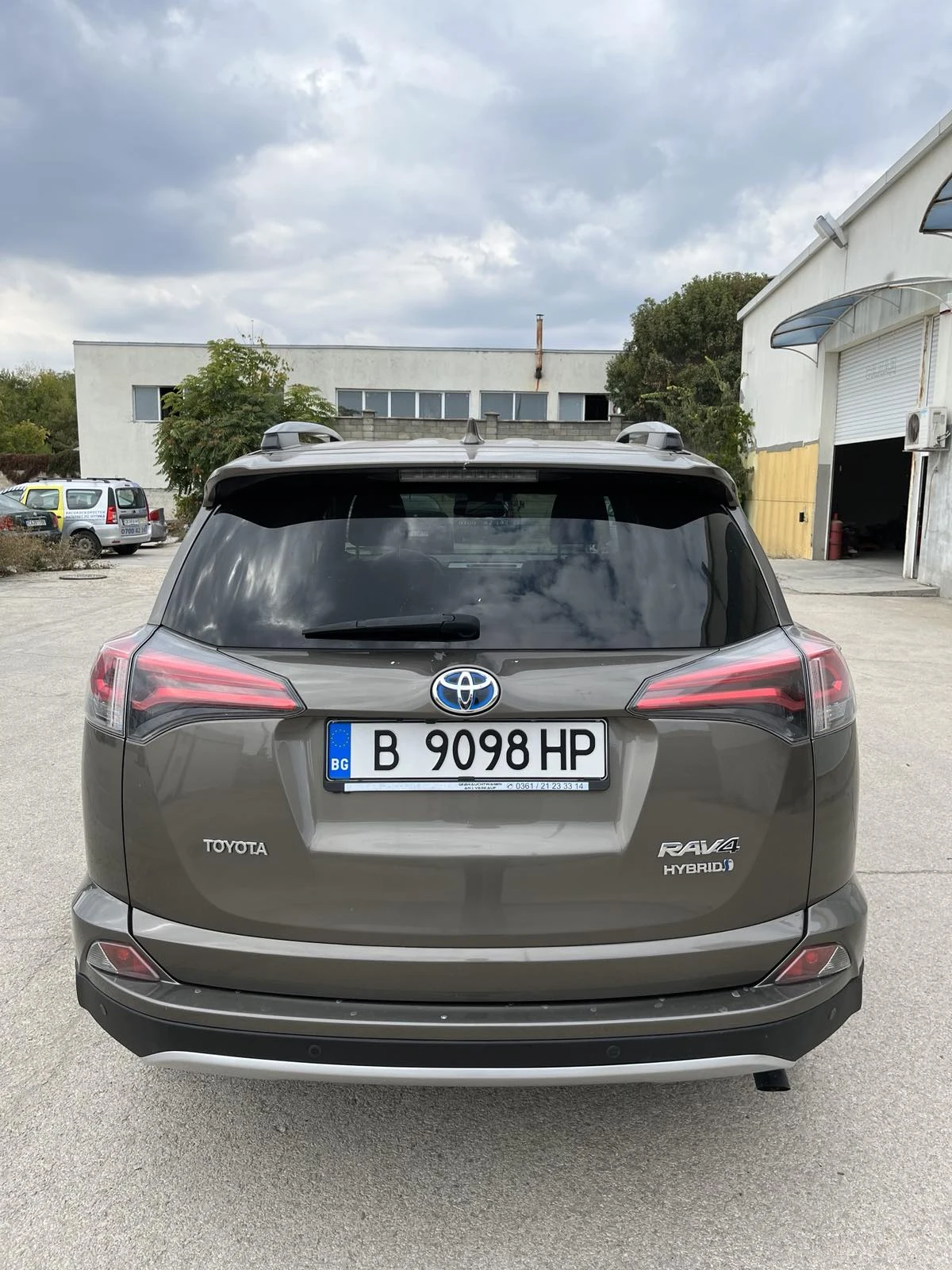 Toyota Rav4 HYBRID AWD - изображение 5