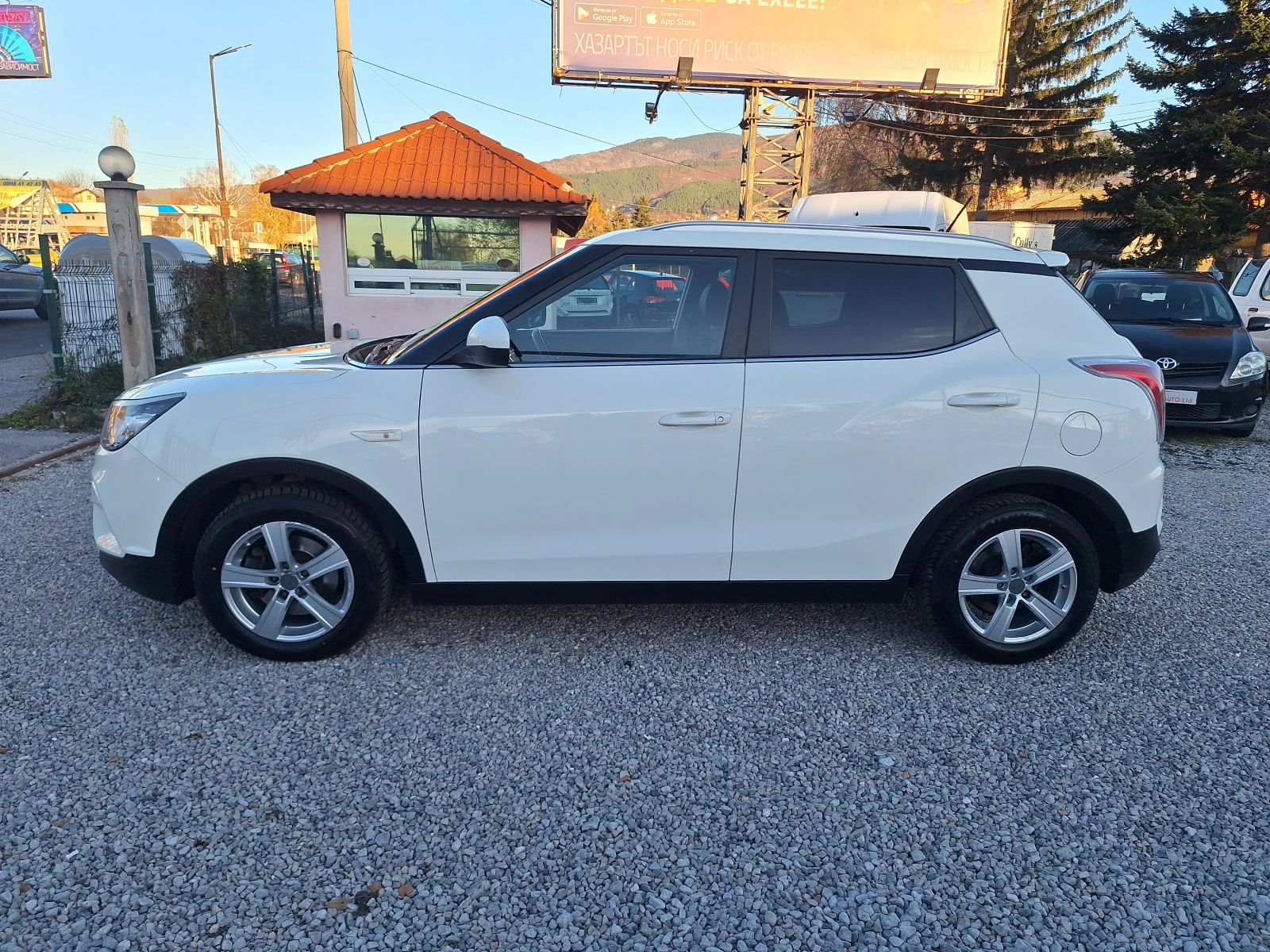 SsangYong Tivoli 1.6 E-xdi 4x4 Navi Koja Kamera Full! | Mobile.bg   6