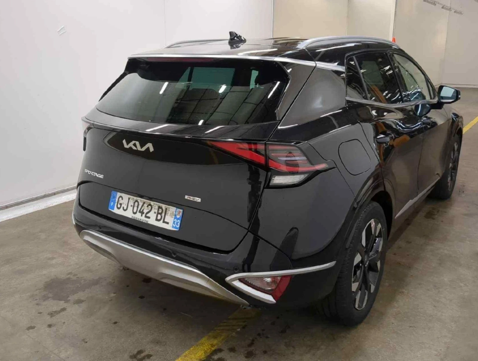 Kia Sportage Design Plug-in hybrid 4WD 1, 6 T-GDI 195KW.KAMERA - изображение 3