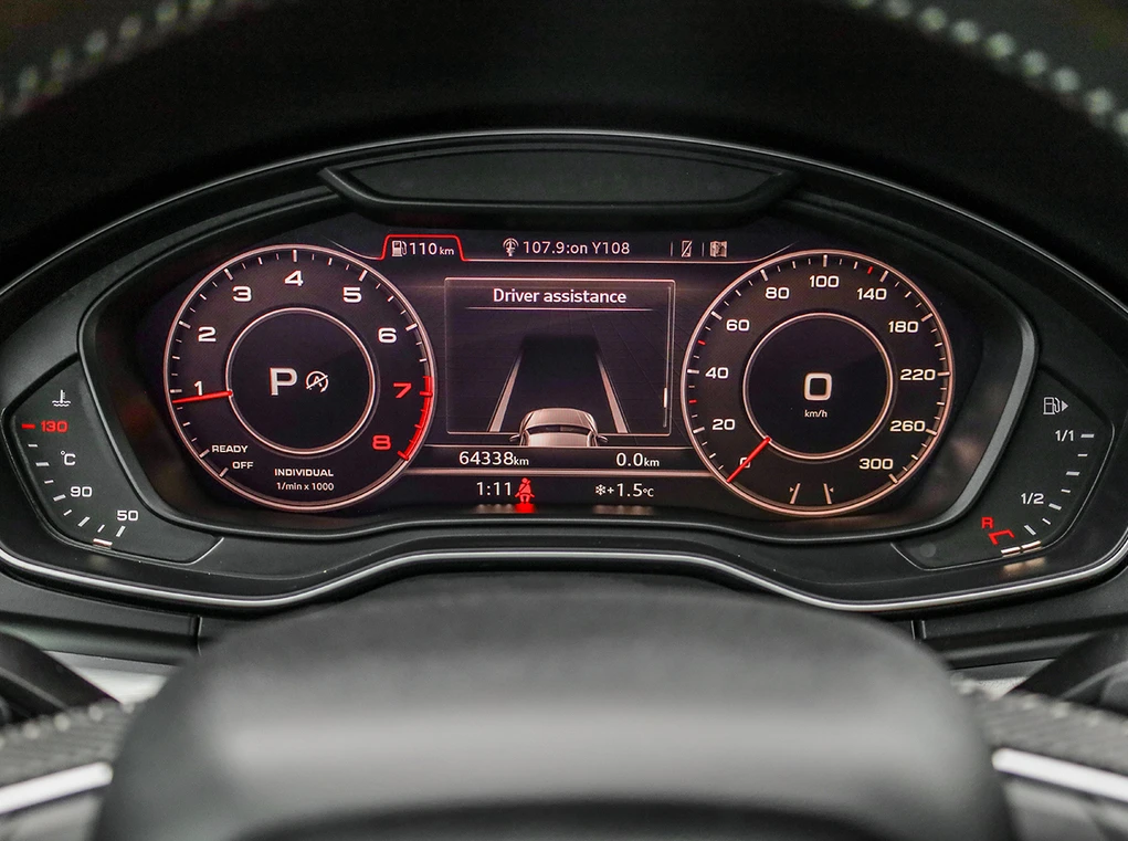 Audi Q5 S Line Sport - изображение 8