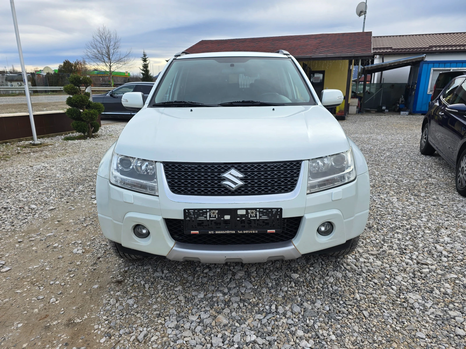 Suzuki Grand vitara 1.9DDIS РЕАЛНИ КИЛОМЕТРИ ! ! КЛИМАТРОНИК ! ! НАВИ - изображение 7
