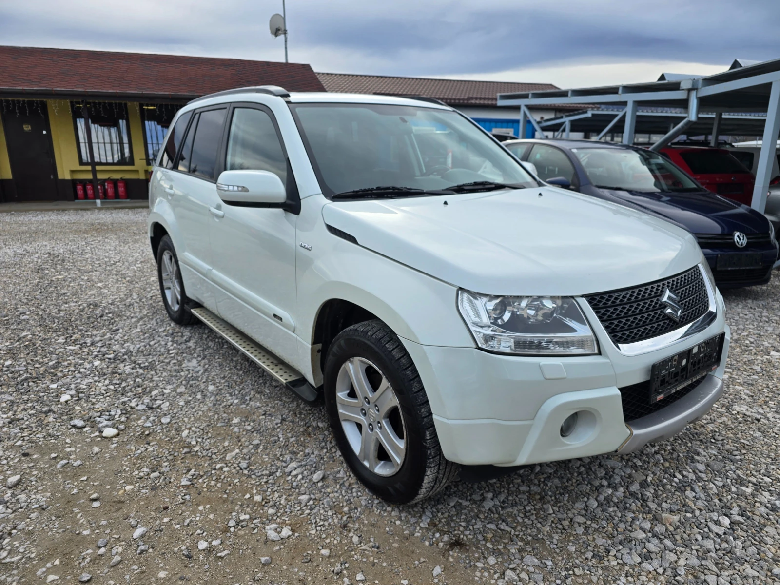 Suzuki Grand vitara 1.9DDIS РЕАЛНИ КИЛОМЕТРИ ! ! КЛИМАТРОНИК ! ! НАВИ - изображение 6