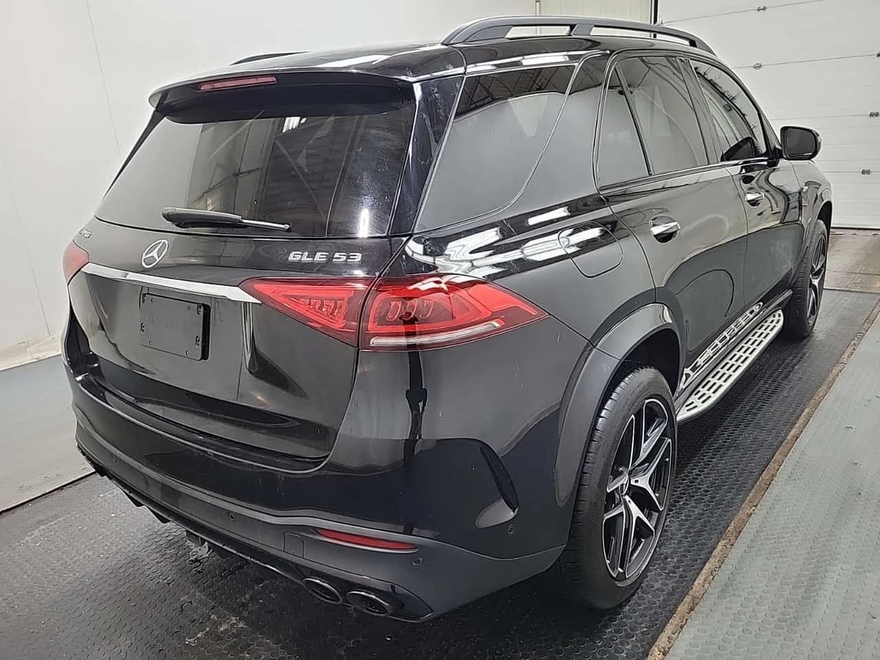 Mercedes-Benz GLE 53 4MATIC * AMG * DISTRONIC* BURMESTER* 360* HEAD-UP* , снимка 3 - Автомобили и джипове - 53816830