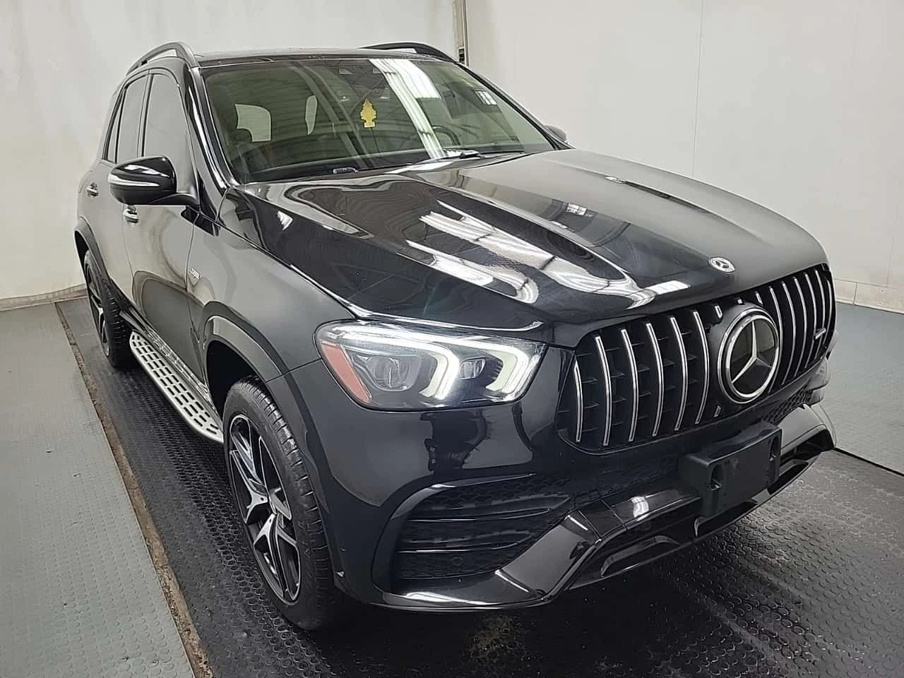 Mercedes-Benz GLE 53 4MATIC * AMG * DISTRONIC* BURMESTER* 360* HEAD-UP* , снимка 2 - Автомобили и джипове - 53816830