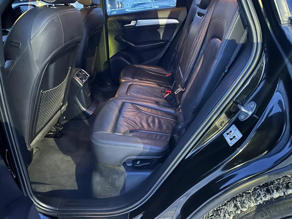 Audi Q5 3.0T* Premium Plus* АвтоКредит* (ЦЕНА ДО БГ), снимка 14 - Автомобили и джипове - 54000411