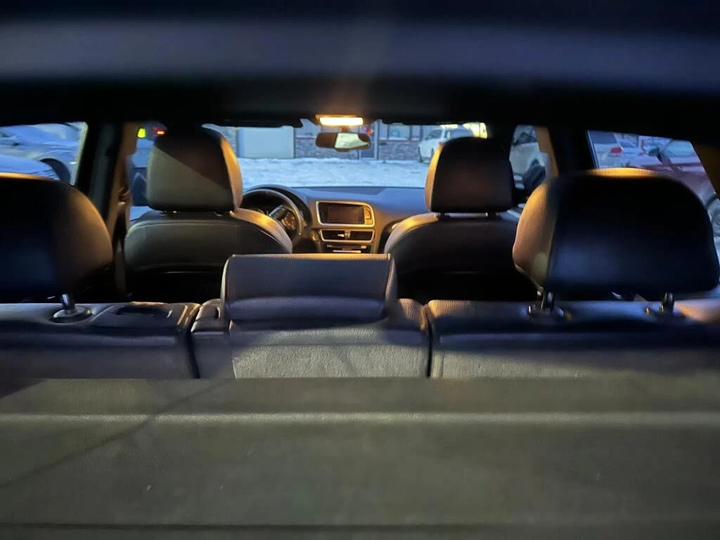 Audi Q5 3.0T* Premium Plus* АвтоКредит* (ЦЕНА ДО БГ), снимка 11 - Автомобили и джипове - 54000411