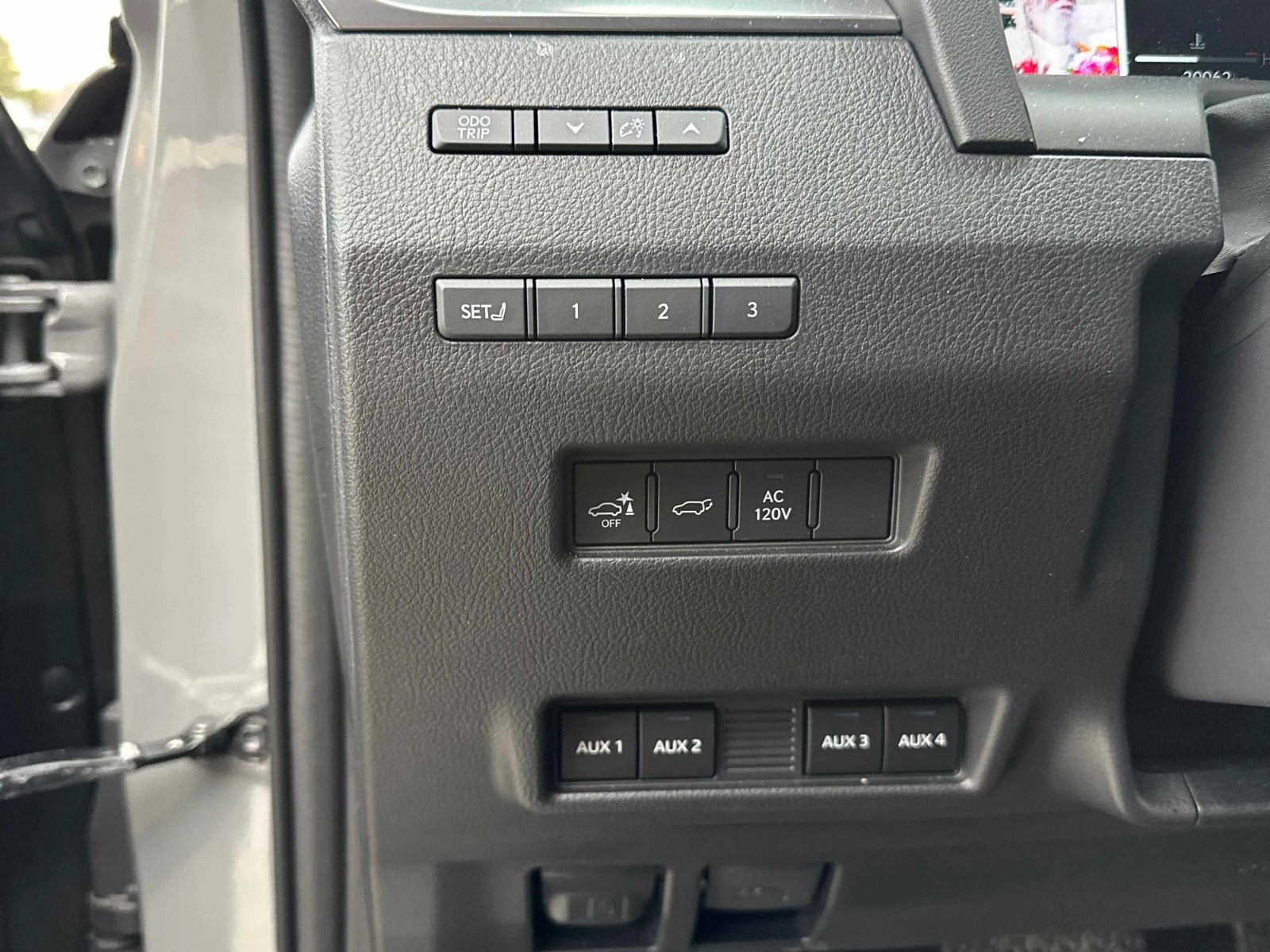 Lexus GX 550 * * ���� �� �� * * CARFAX * * ���� ������ * *  | Mobile.bg � ����������� 11