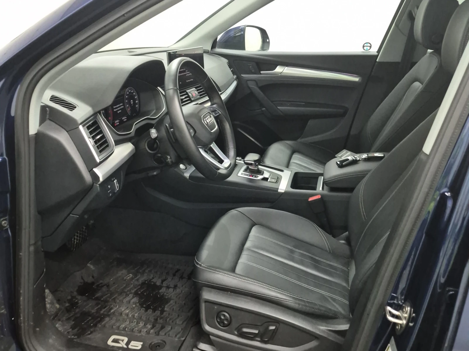 Audi Q5 S line Premium Plus 45 TFSI quattro, снимка 11 - Автомобили и джипове - 54450713