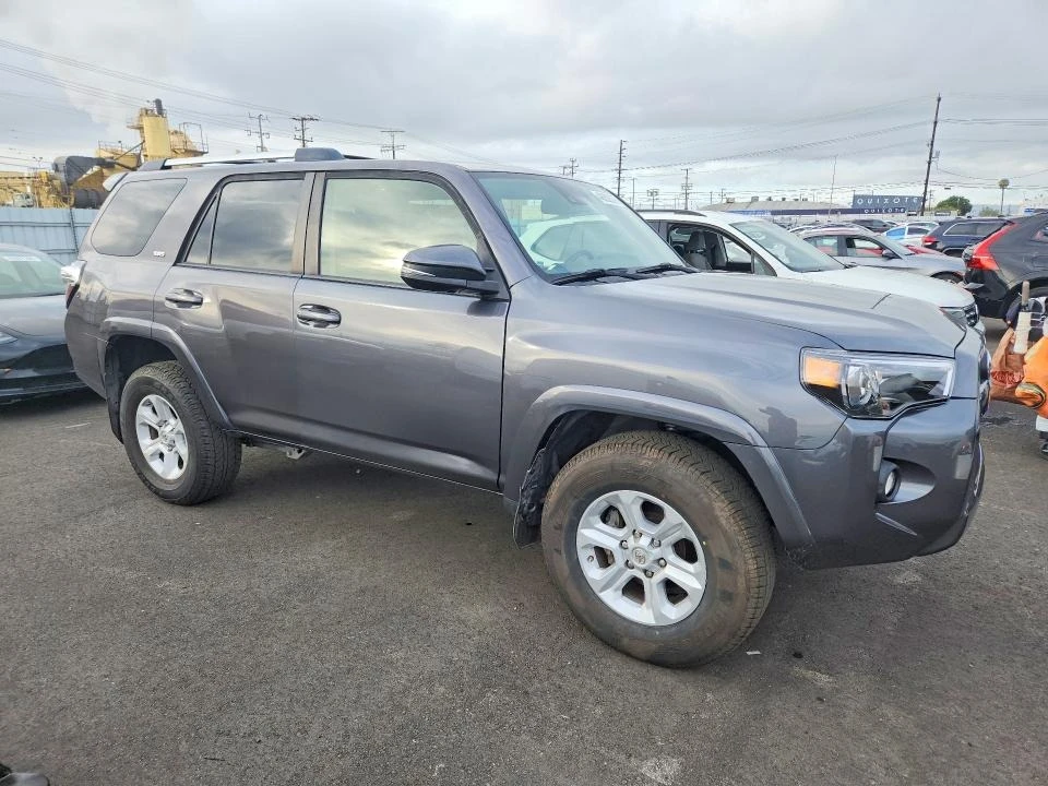 Toyota 4runner, снимка 4 - Автомобили и джипове - 54599646