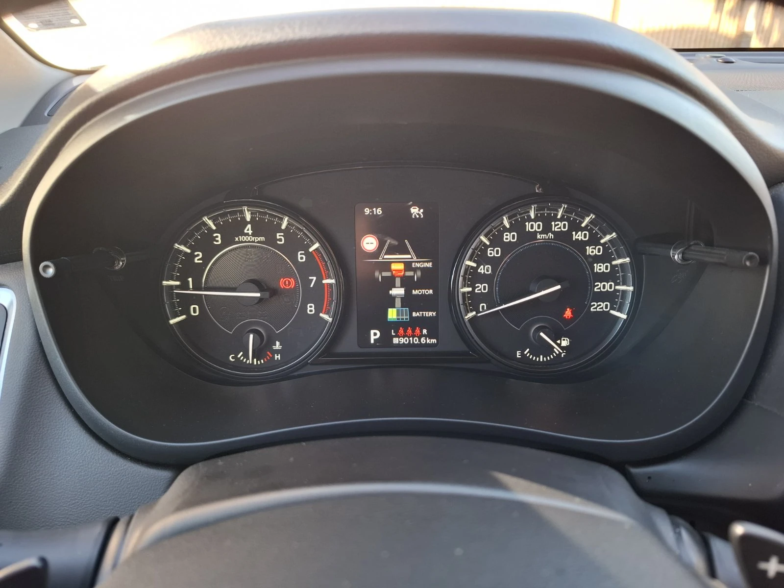 Suzuki SX4 S-Cross GL+ 6AT Hybrid, снимка 14 - Автомобили и джипове - 54708467