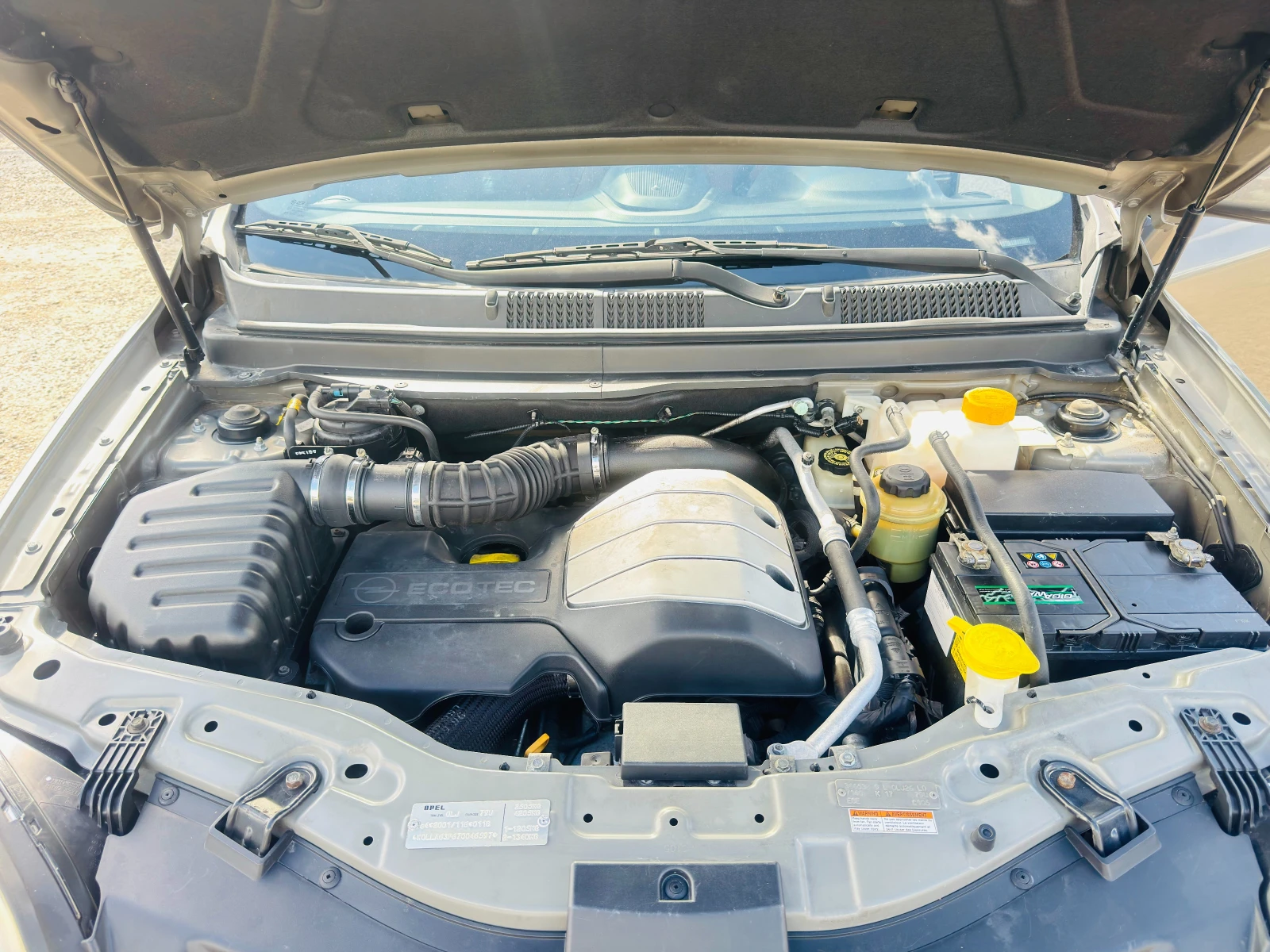 Opel Antara 2.0CDTI 150HP AUTOMAT 4Х4 , снимка 17 - Автомобили и джипове - 55952154