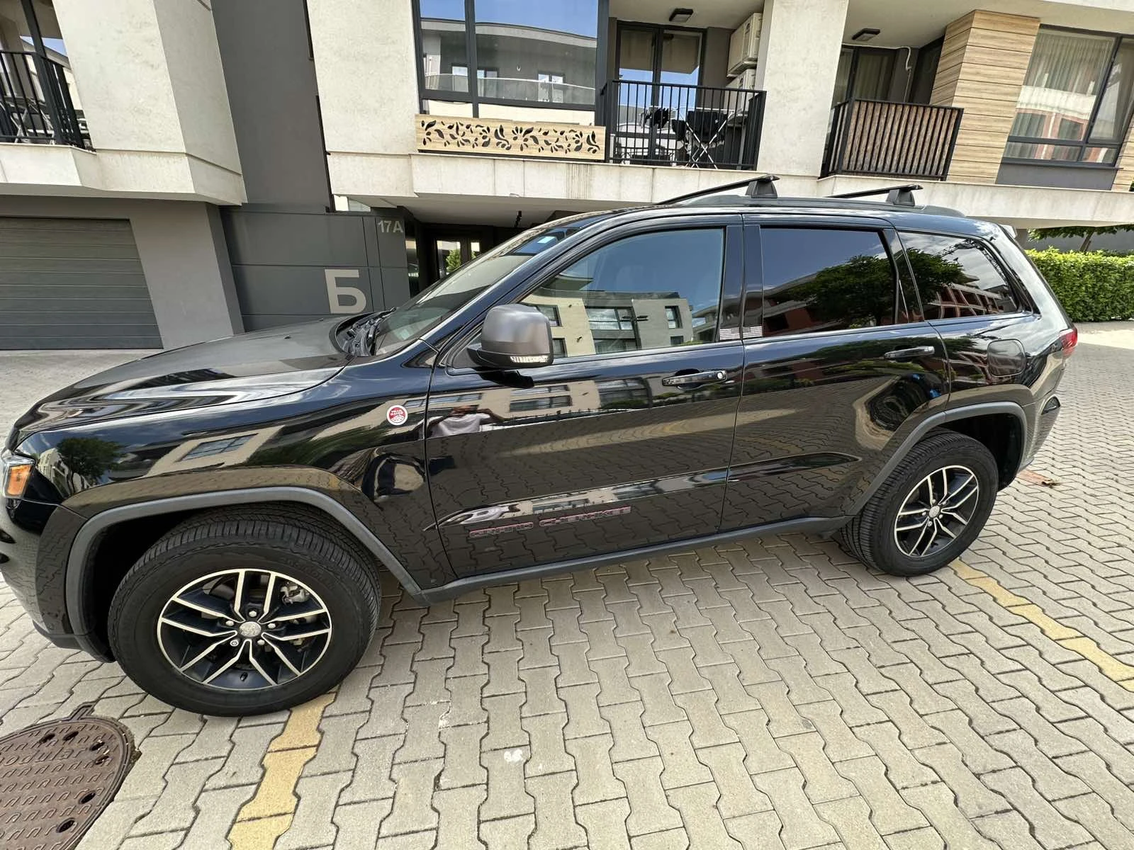 Jeep Grand cherokee TRAILHAWK* ОБДУХ* TV* ВЪЗДУШНО, снимка 4 - Автомобили и джипове - 55990785