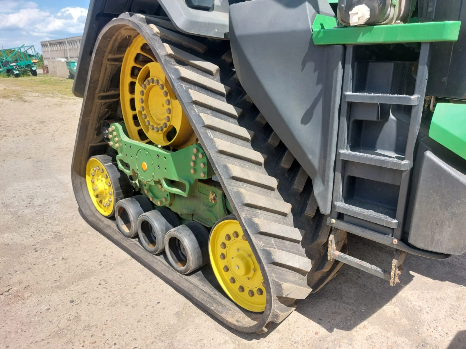 Трактор John Deere 8RX 410 НОВИ ВЕРИГИ ЛИЗИНГ - изображение 10